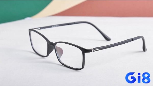 Mơ mua kính cho thấy sự cải thiện và phát triển bản thân của anh em