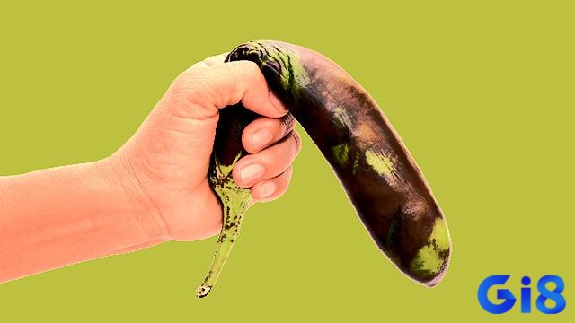 Mơ thấy dương vật của người khác thường cho thấy bạn đang có những suy nghĩ trong mối quan hệ của mình