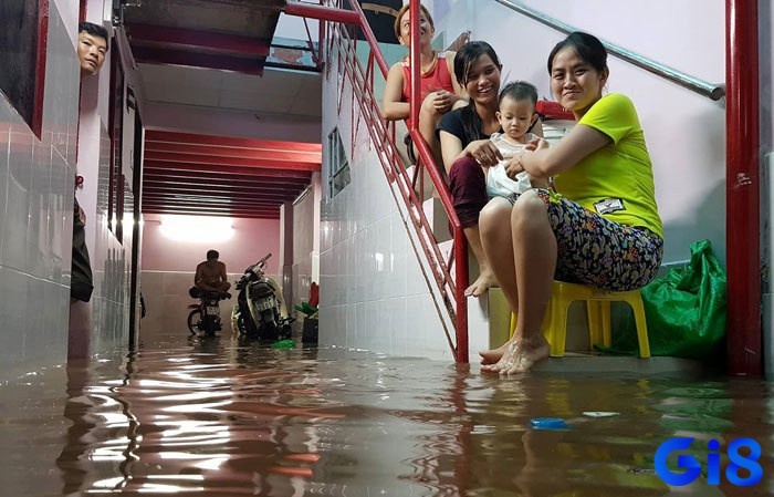 Khám phá con số độc đắc khi mơ nước tràn vào nhà