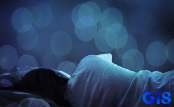 Nhiều người còn tin rằng nằm mơ thấy bị đuổi đánh là dấu hiệu của sự thay đổi tích cực sắp đến